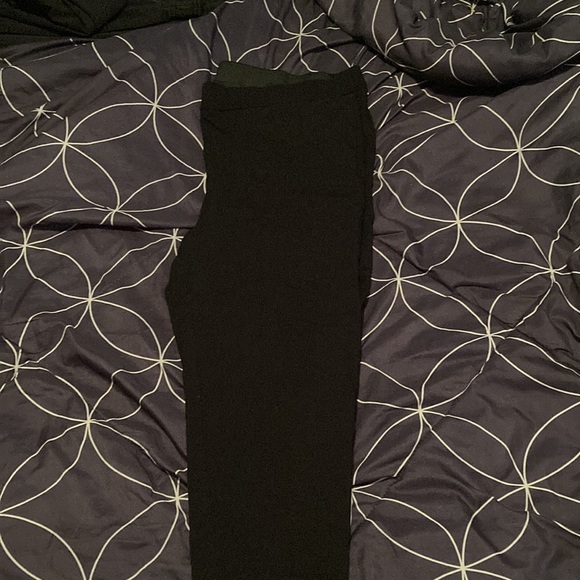 George - Picture 4 of 4